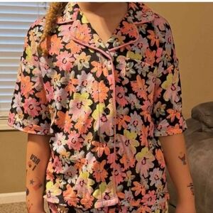 Girls' Short Sleeve Floral Button-Up Pajama Top - art class Black/Pink XL